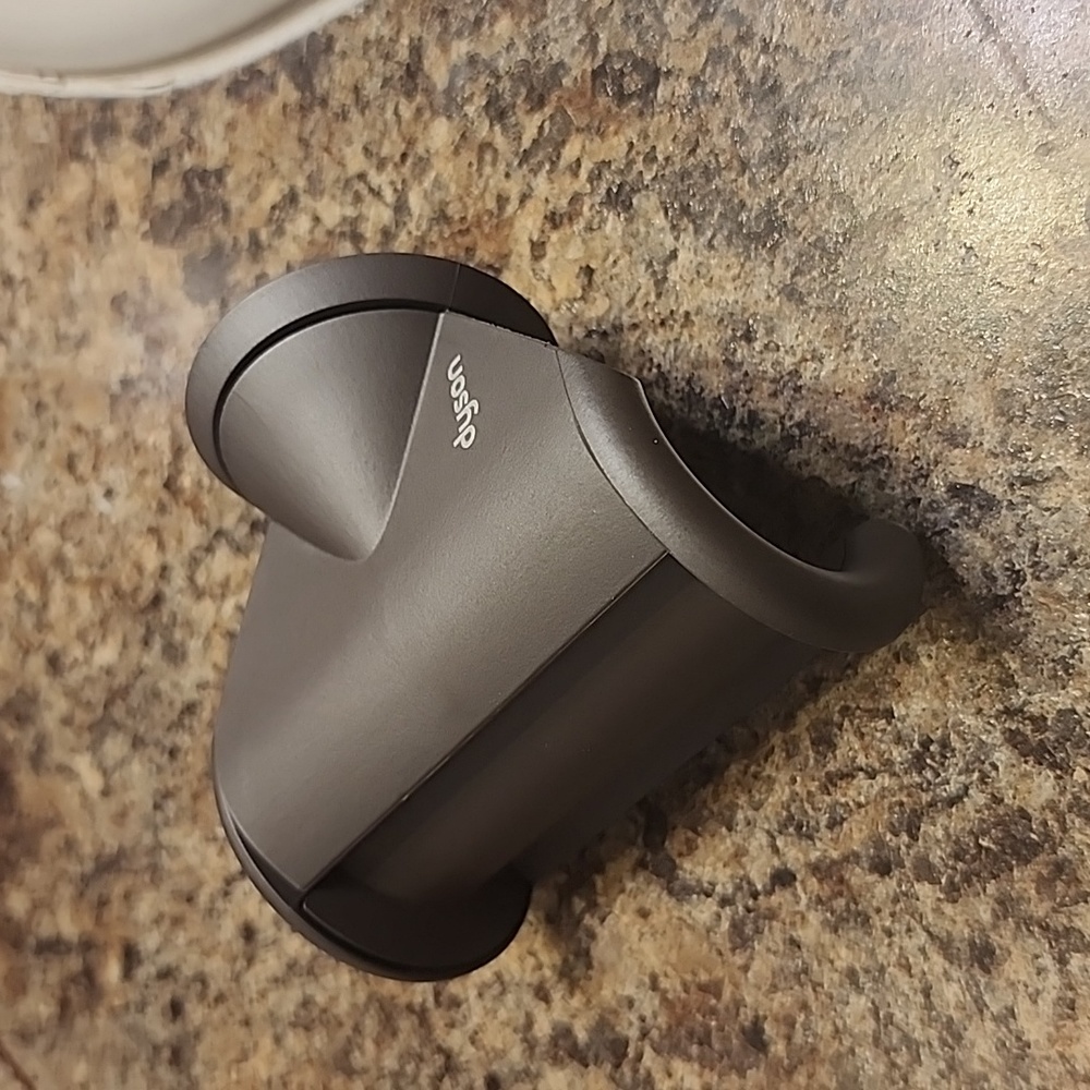 Dyson Superson Flyaway attachment NWOT